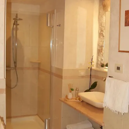 Casa Antiche Mura Apartamento Torri Del Benaco